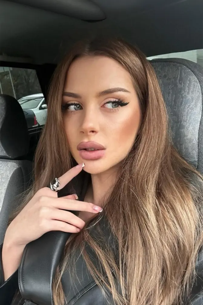 Masöz Elena Profil 1