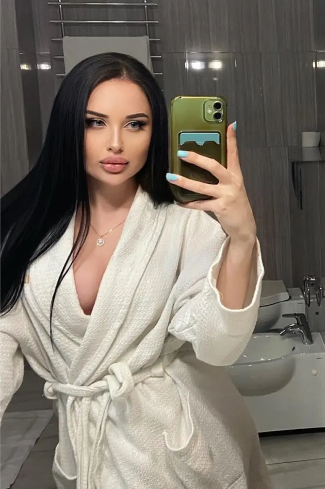 Masöz Kira Profil 1